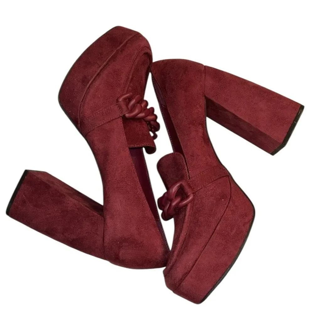 Open Edit in Red Cranberry Slip on Platform Pump Shoes(Size 9.5M)